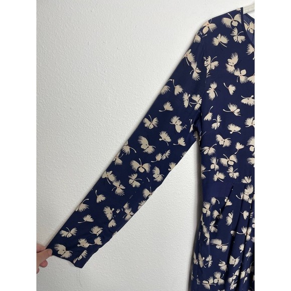 Club Monaco Size 2 Paget Floral Mini Dress Blue Silk Long Sleeve Pleated - Picture 4 of 16